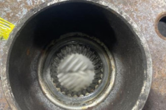 Pivot de moyeu avant gauche RENAULT LAGUNA 3