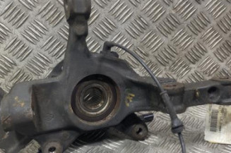 Pivot de moyeu avant gauche RENAULT LAGUNA 3
