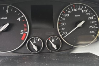 Pivot de moyeu avant gauche RENAULT LAGUNA 3