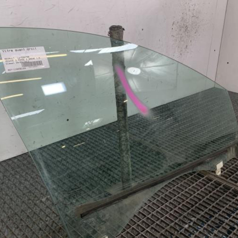 Vitre avant droit RENAULT MEGANE 3 Photo n°3