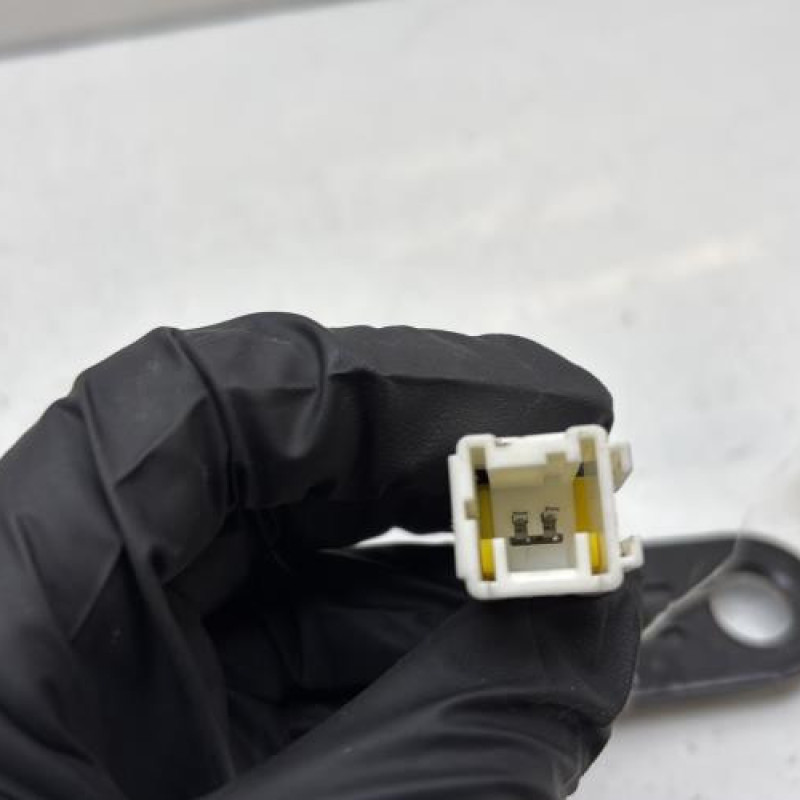 Attache ceinture avant droit PEUGEOT 207 Photo n°3