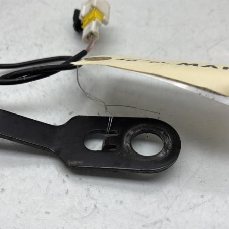 Attache ceinture avant gauche PEUGEOT 207