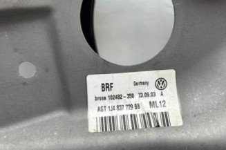 Leve vitre electrique avant gauche VOLKSWAGEN GOLF 4