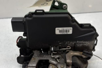 Serrure avant gauche VOLKSWAGEN GOLF 4 Photo n°1