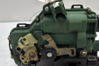 Serrure avant gauche VOLKSWAGEN GOLF 4