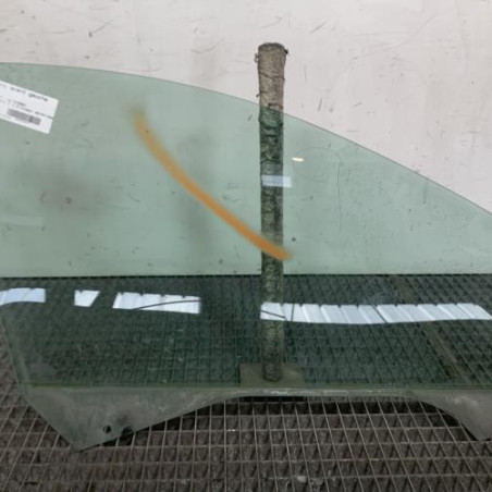 Vitre avant gauche PEUGEOT 206 Photo n°1