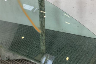 Vitre avant gauche PEUGEOT 206