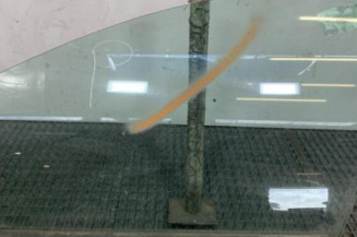 Vitre avant gauche PEUGEOT 206