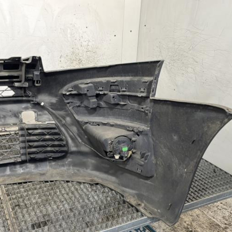 Pare choc avant CITROEN C4 PICASSO 1 Photo n°4