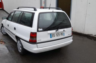Porte avant droit OPEL ASTRA F
