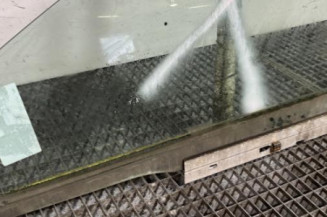 Vitre avant gauche OPEL VECTRA C