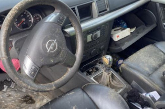 Vitre avant gauche OPEL VECTRA C