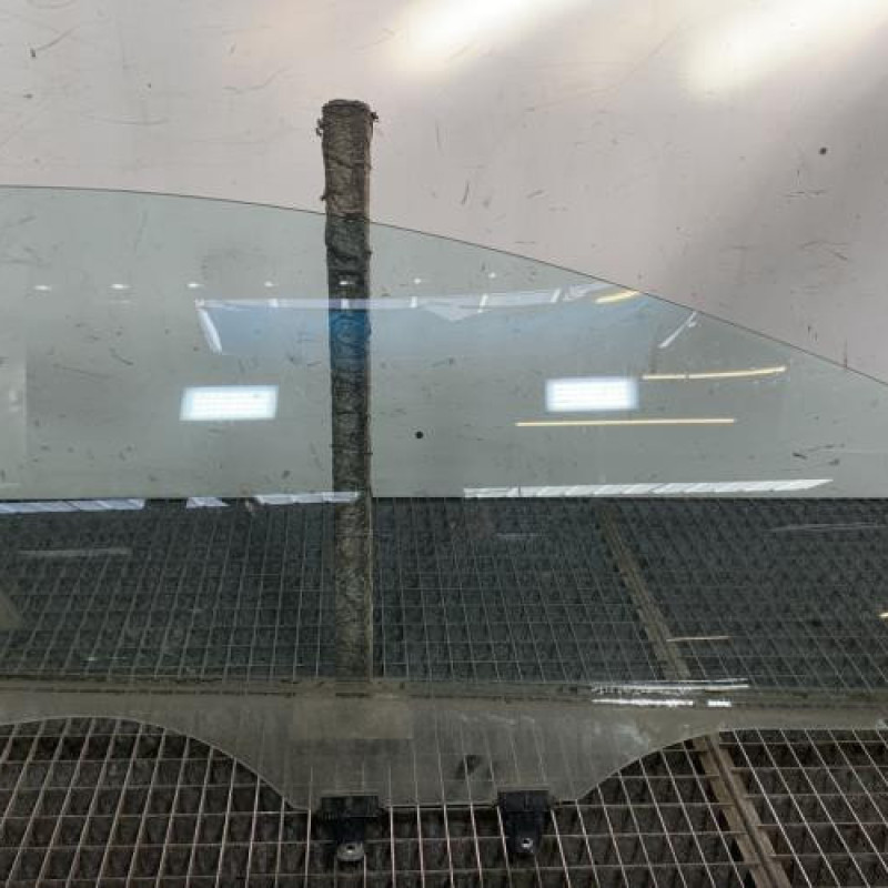 Vitre avant droit KIA RIO 3 Photo n°4