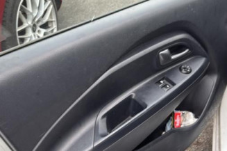 Vitre avant droit KIA RIO 3