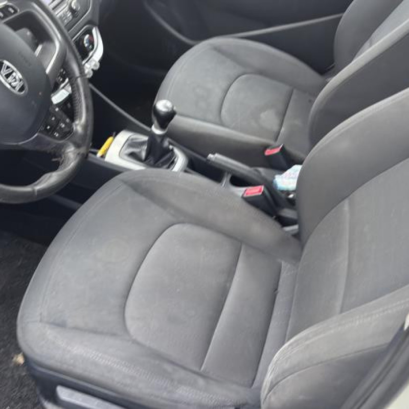 Vitre avant droit KIA RIO 3 Photo n°16