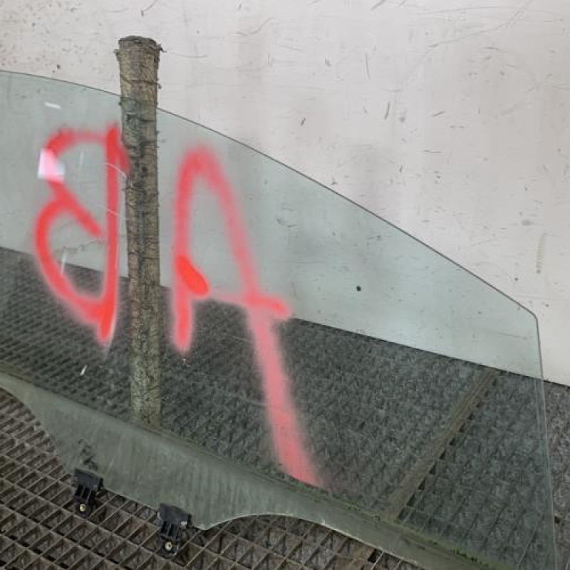 Vitre avant gauche KIA RIO 3 Photo n°3