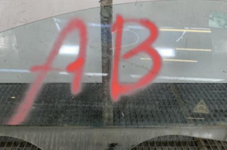 Vitre avant gauche KIA RIO 3