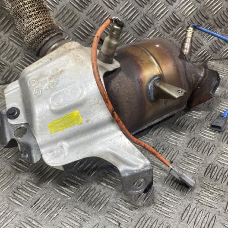 Catalyseur (echappement) DACIA SANDERO 2 Photo n°1