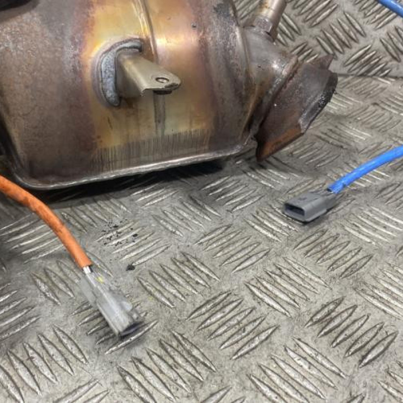 Catalyseur (echappement) DACIA SANDERO 2 Photo n°4