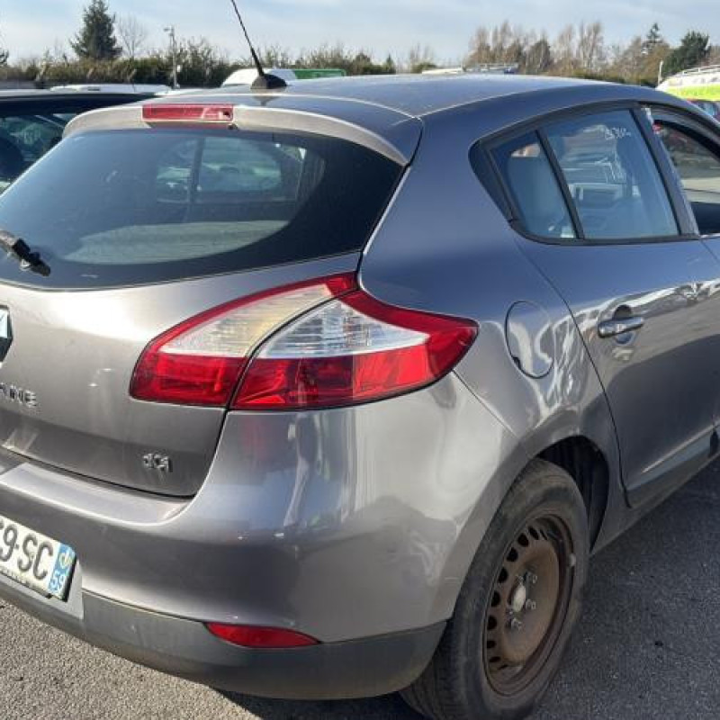 Reservoir essence RENAULT MEGANE 3 Photo n°3