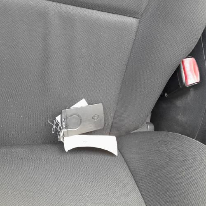 Reservoir essence RENAULT MEGANE 3 Photo n°12