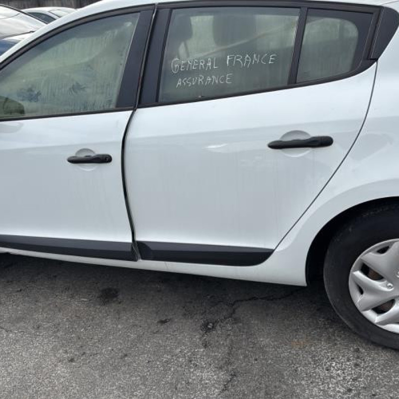 Reservoir essence RENAULT MEGANE 3 Photo n°20