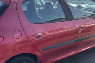 Reservoir essence PEUGEOT 206