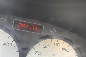 Reservoir essence PEUGEOT 206