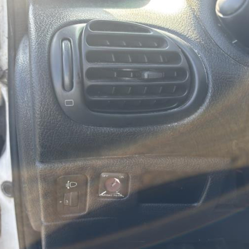 Reservoir essence PEUGEOT 206 Photo n°14