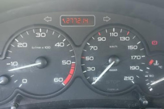 Reservoir essence PEUGEOT 206