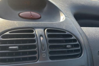 Reservoir essence PEUGEOT 206