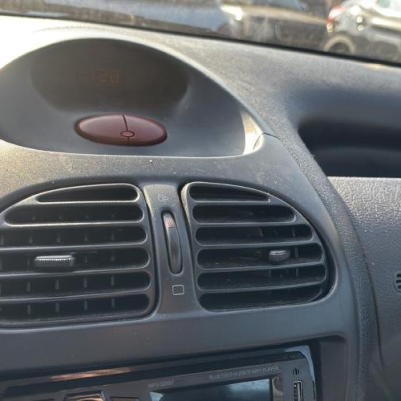 Reservoir essence PEUGEOT 206 Photo n°16