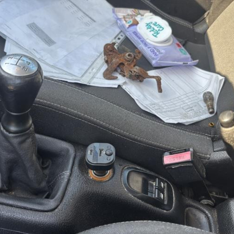 Reservoir essence PEUGEOT 206 Photo n°18