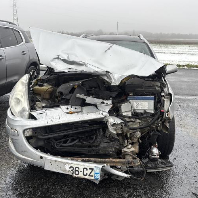 Pompe de direction PEUGEOT 407 Photo n°3