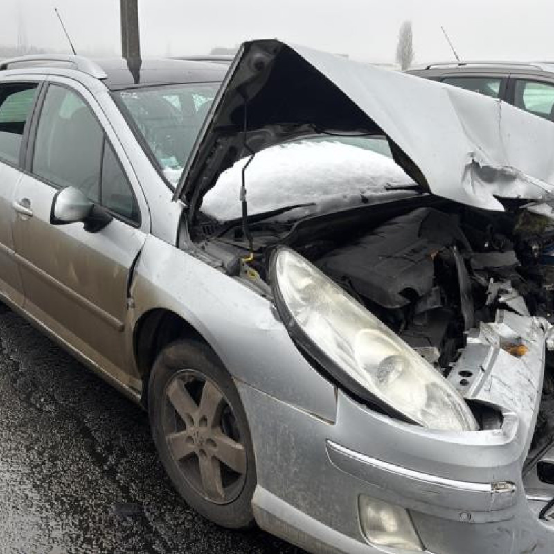 Pompe de direction PEUGEOT 407 Photo n°4