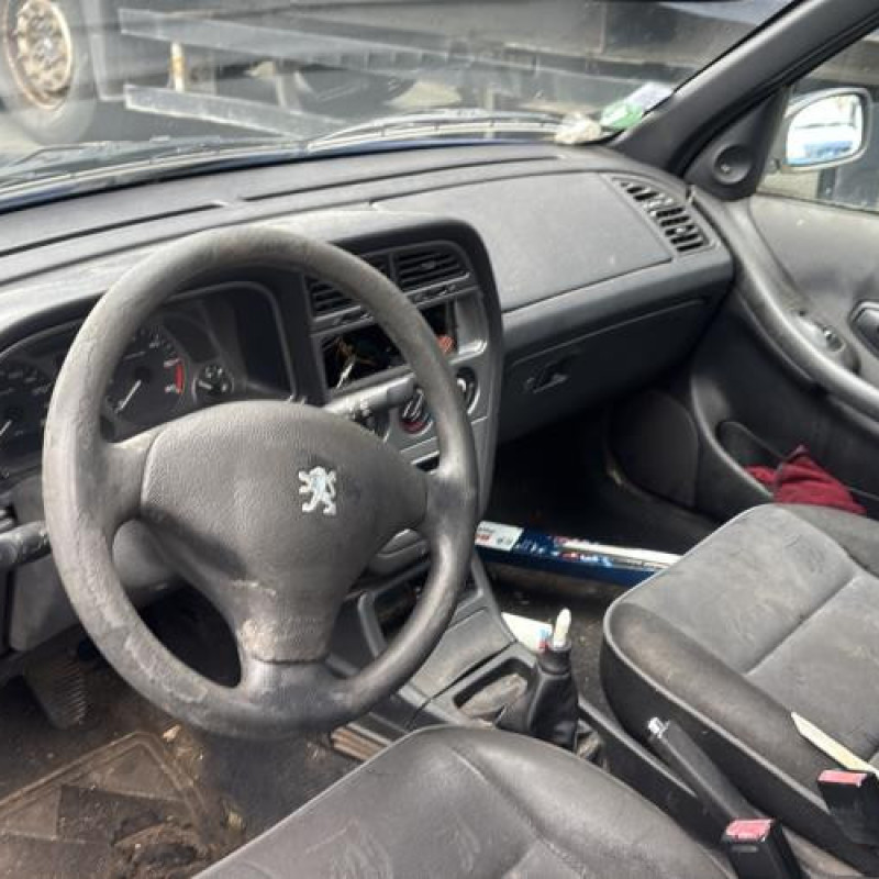 Moteur essuie glace arriere PEUGEOT 306 Photo n°14