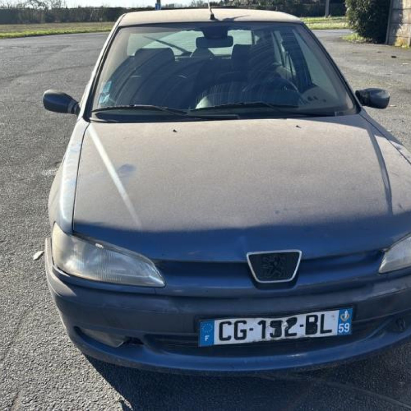 Moteur essuie glace arriere PEUGEOT 306 Photo n°8