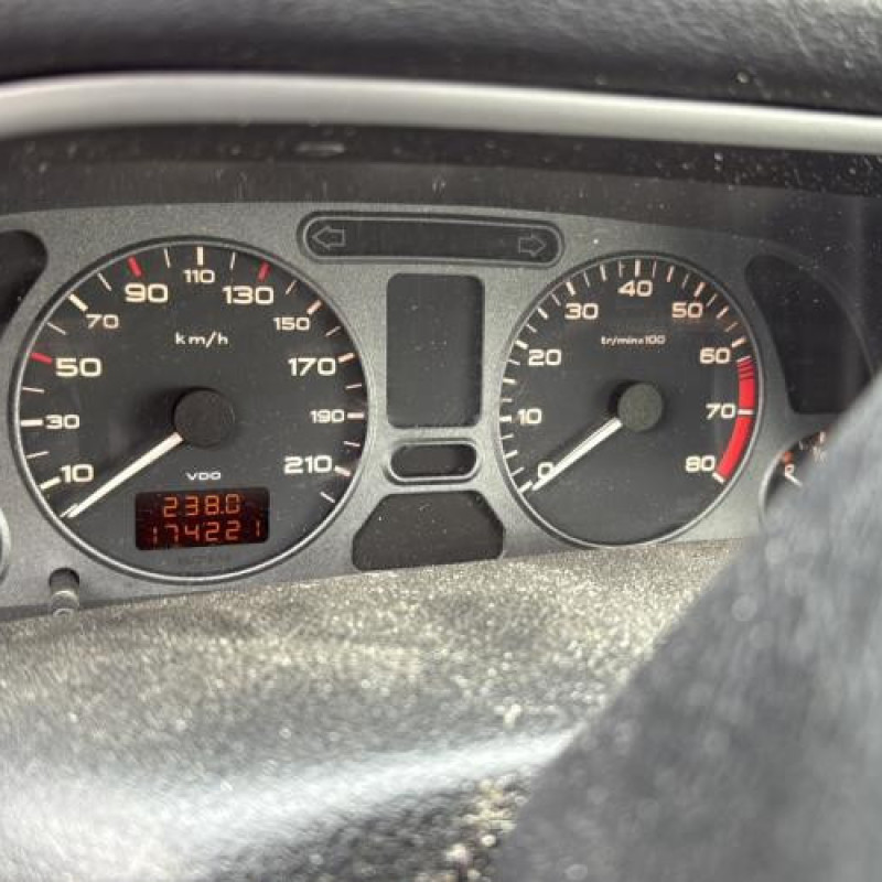 Moteur essuie glace arriere PEUGEOT 306 Photo n°11