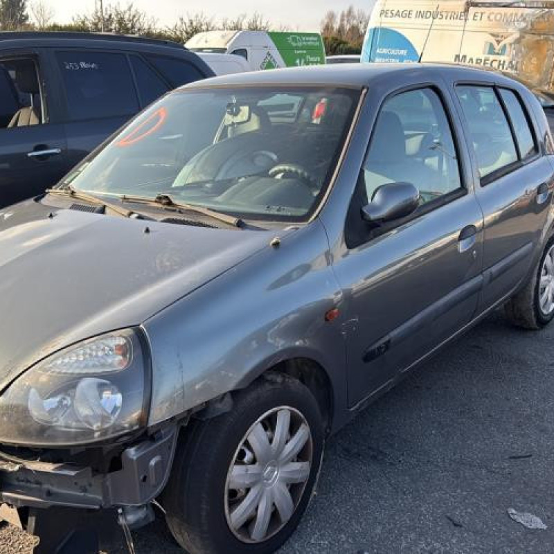 Reservoir essence RENAULT CLIO 2 Photo n°1