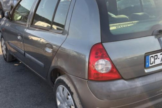 Reservoir essence RENAULT CLIO 2