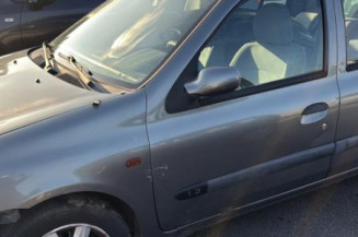 Reservoir essence RENAULT CLIO 2