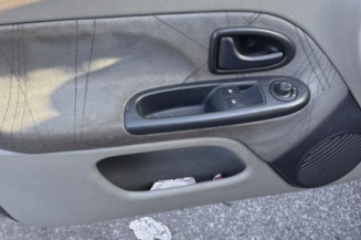 Reservoir essence RENAULT CLIO 2