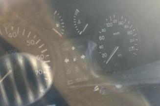 Reservoir essence RENAULT CLIO 2