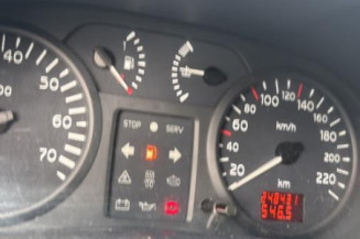 Reservoir essence RENAULT CLIO 2