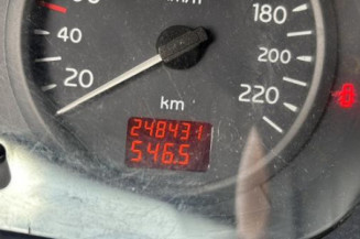 Reservoir essence RENAULT CLIO 2