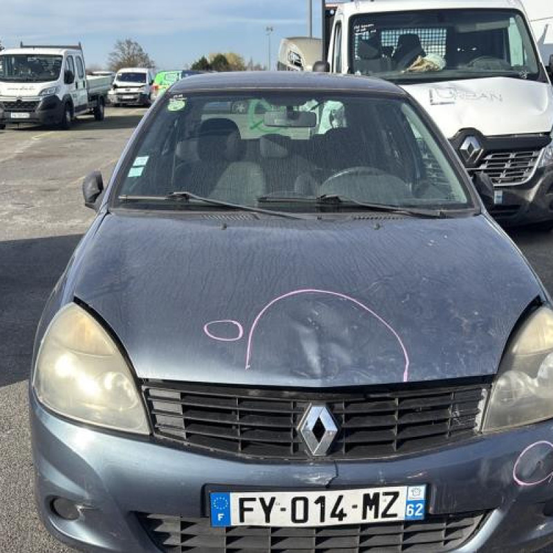 Reservoir essence RENAULT CLIO 2 CAMPUS Photo n°7