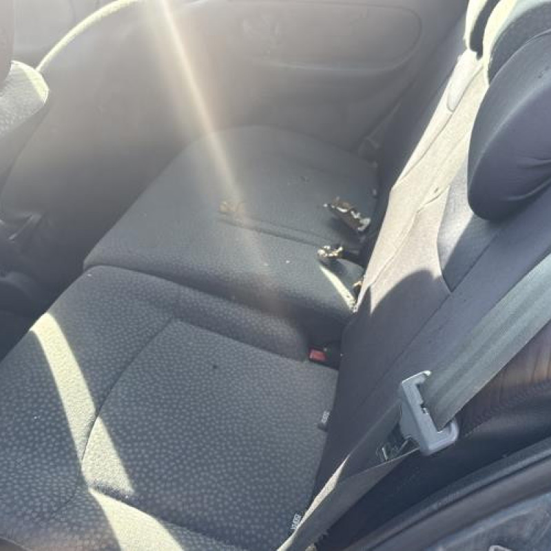 Reservoir essence RENAULT CLIO 2 CAMPUS Photo n°14