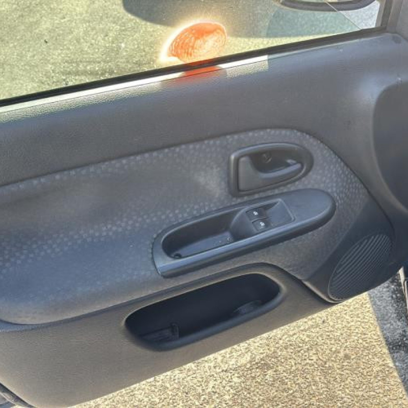 Colonne de direction RENAULT CLIO 2 CAMPUS Photo n°9