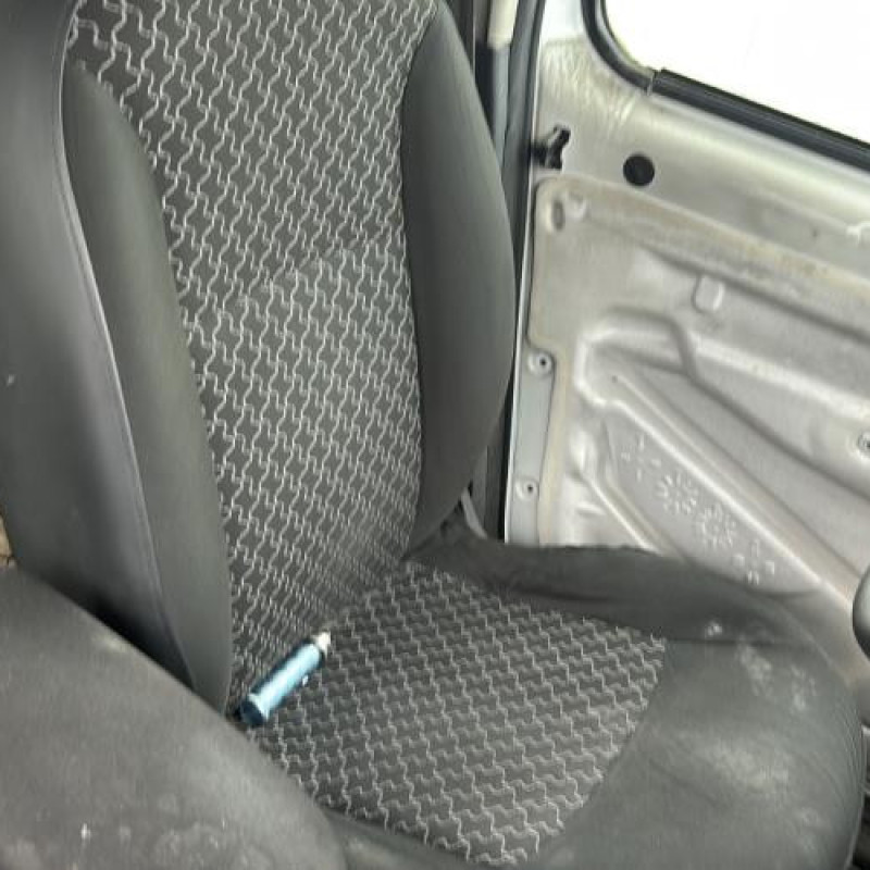 Pompe à carburant RENAULT KANGOO 2 Photo n°14