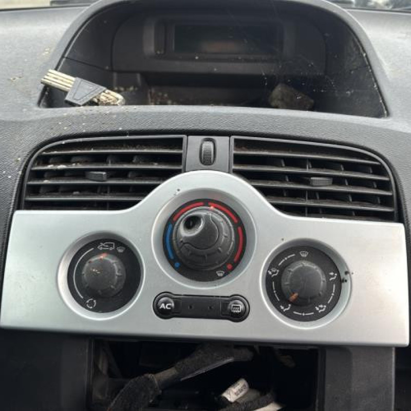 Pompe à carburant RENAULT KANGOO 2 Photo n°15